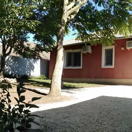 Guest house Barand Szallas *